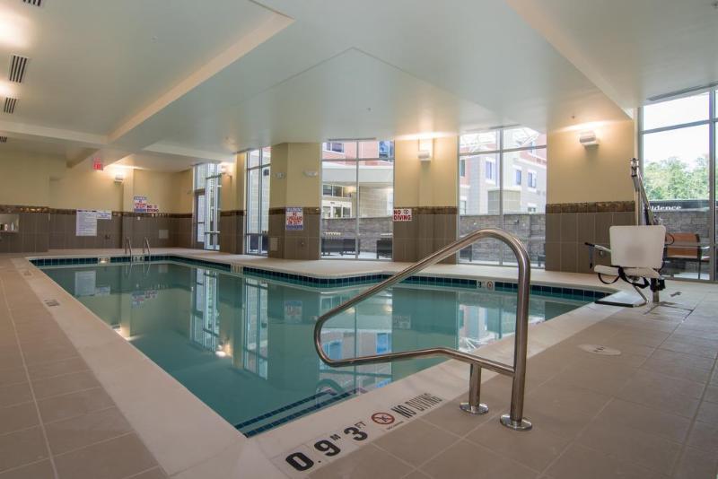 מלון Courtyard By Marriott Raleigh-Durham Airport/Brier Creek מראה חיצוני תמונה