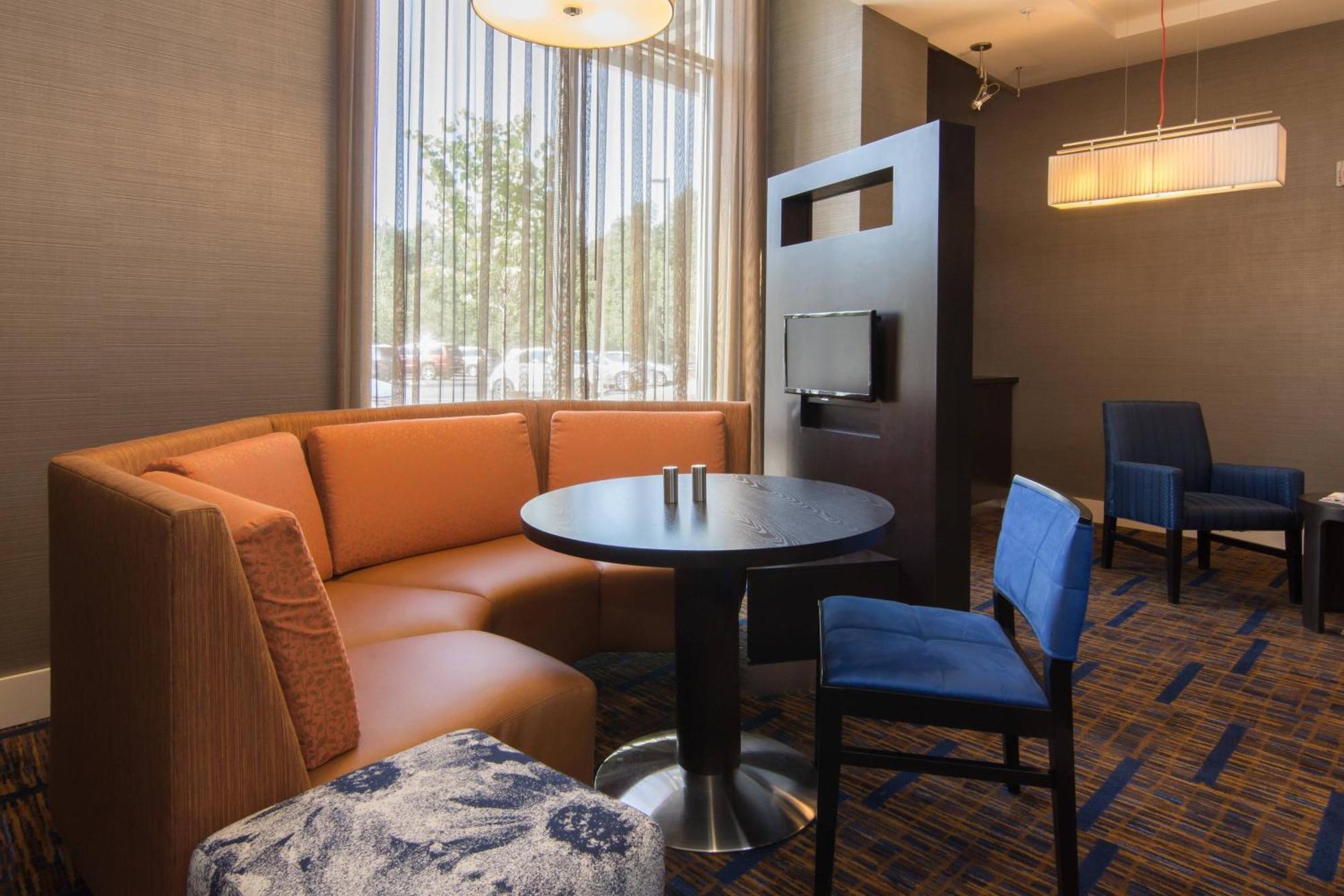 מלון Courtyard By Marriott Raleigh-Durham Airport/Brier Creek מראה חיצוני תמונה